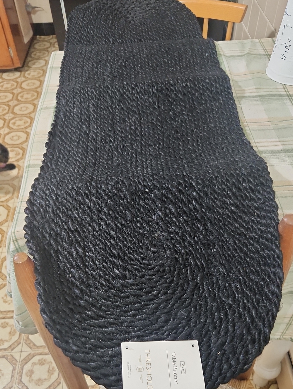 THRESHOLD table Runner